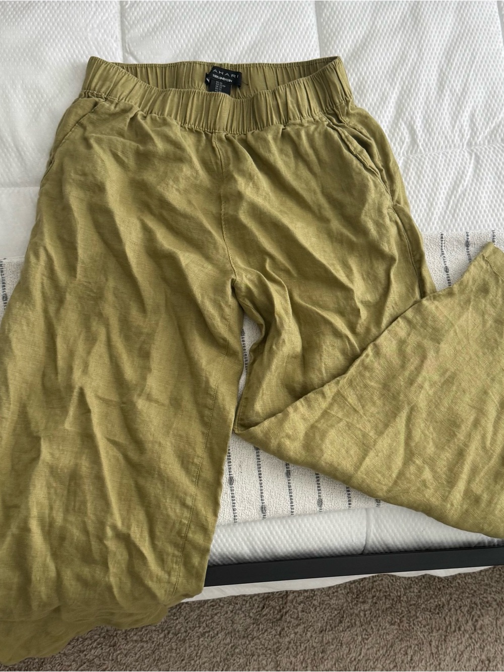 Tahari Olive Green Linen Blend Ankle Pants